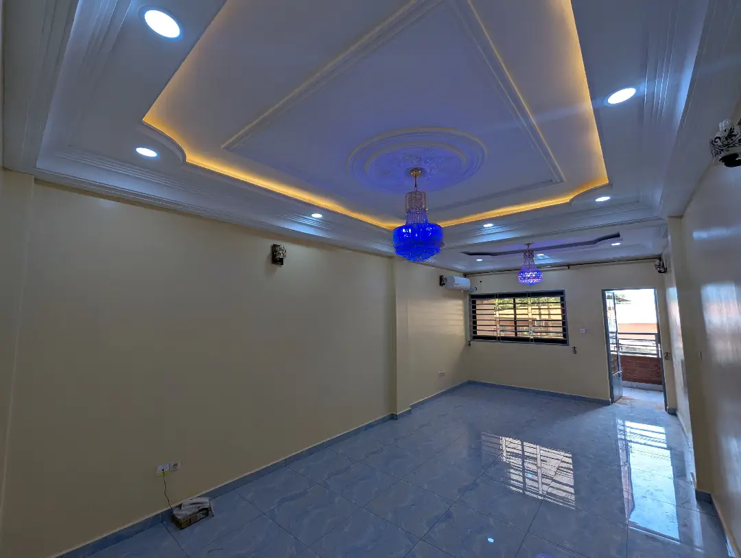 Appartement moderne à louer à Bafoussam 2eme Carrefour Eveche - Image 4