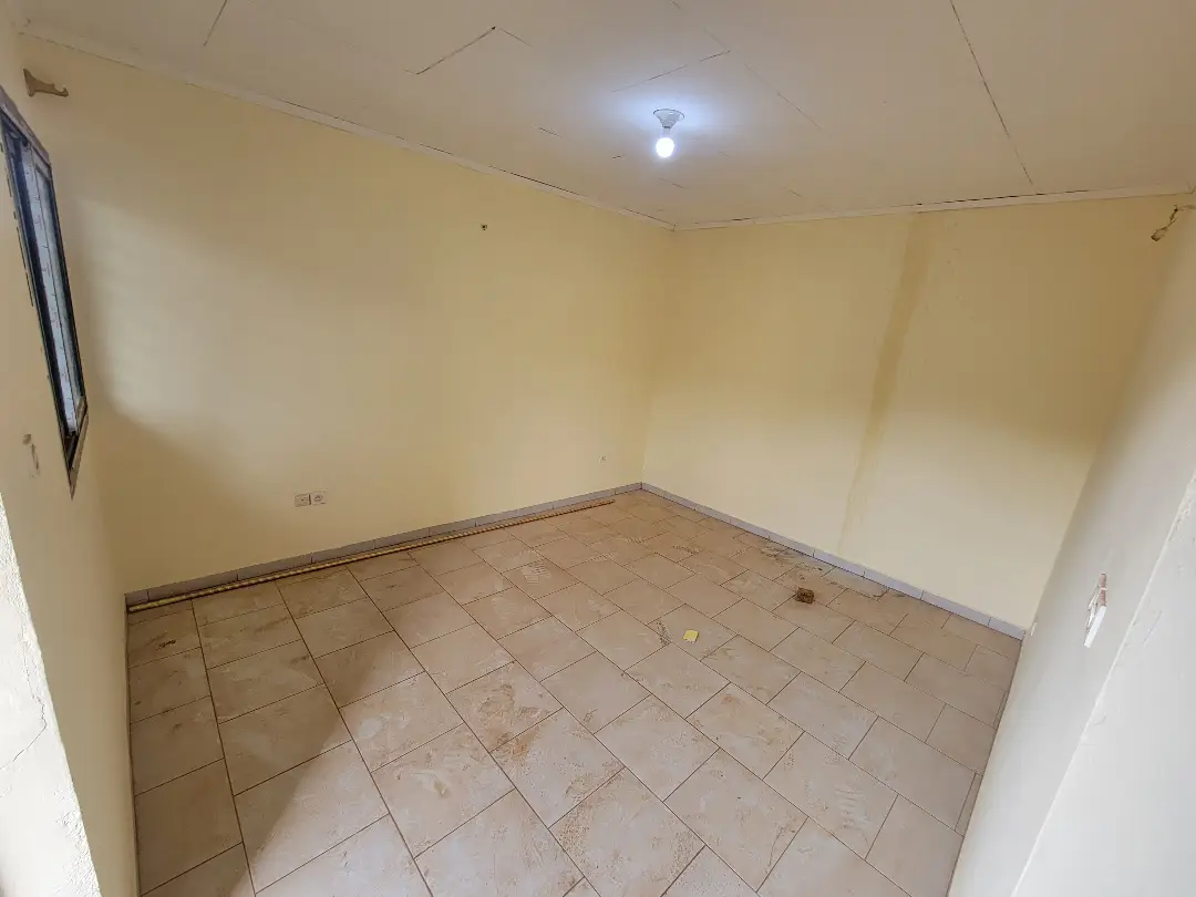 Appartement moderne à louer à Bafoussam Tamdja - Image 4