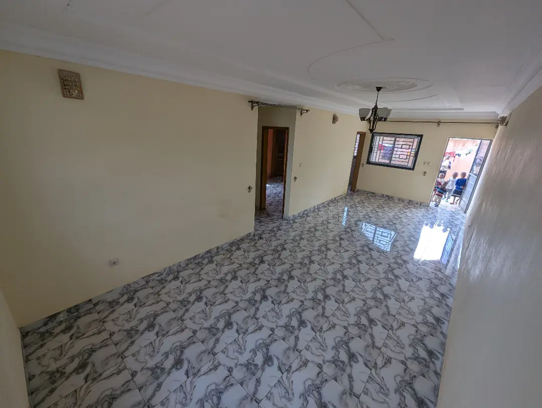 Appartement moderne à louer à Bafoussam Derriere L'hopital Regional - Image 4