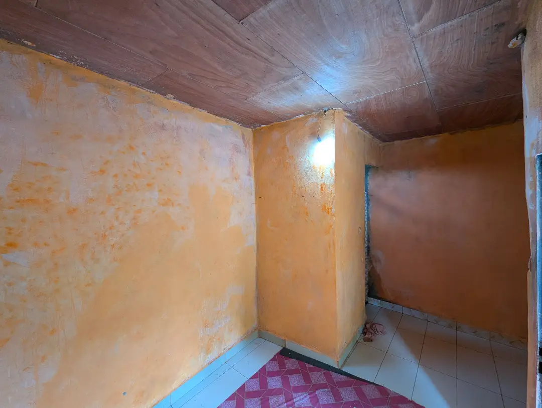 Chambre moderne à louer à Bafoussam Cathedrale - Image 4
