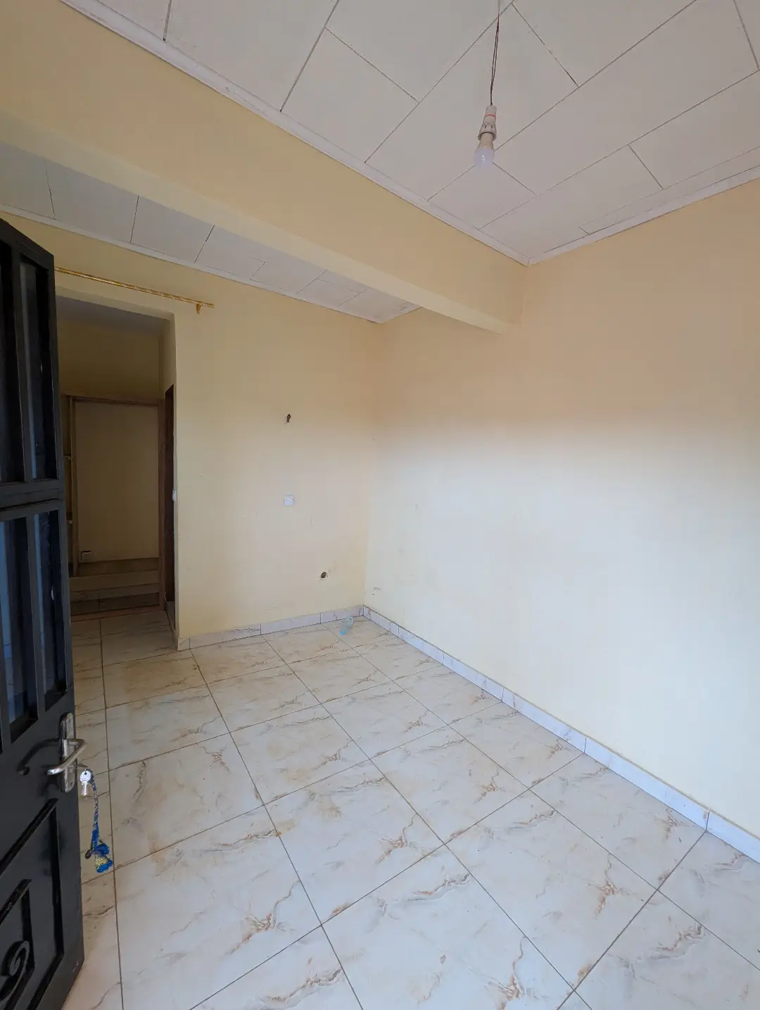 Chambre moderne à louer à Bafoussam Stade Municipal - Image 4