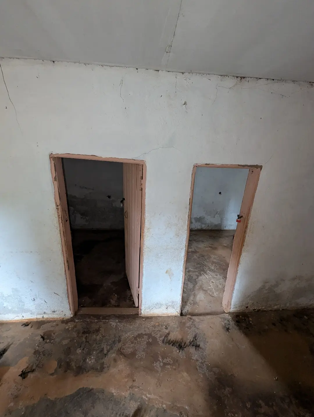 Studio moderne à louer à Bafoussam Toket - Image 4