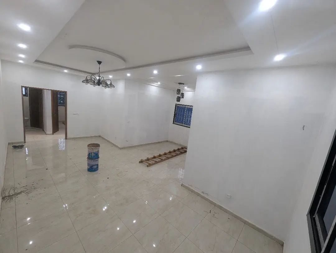 Appartement moderne à louer à Bafoussam A Proximite Du Carrefour Explosif - Image 4