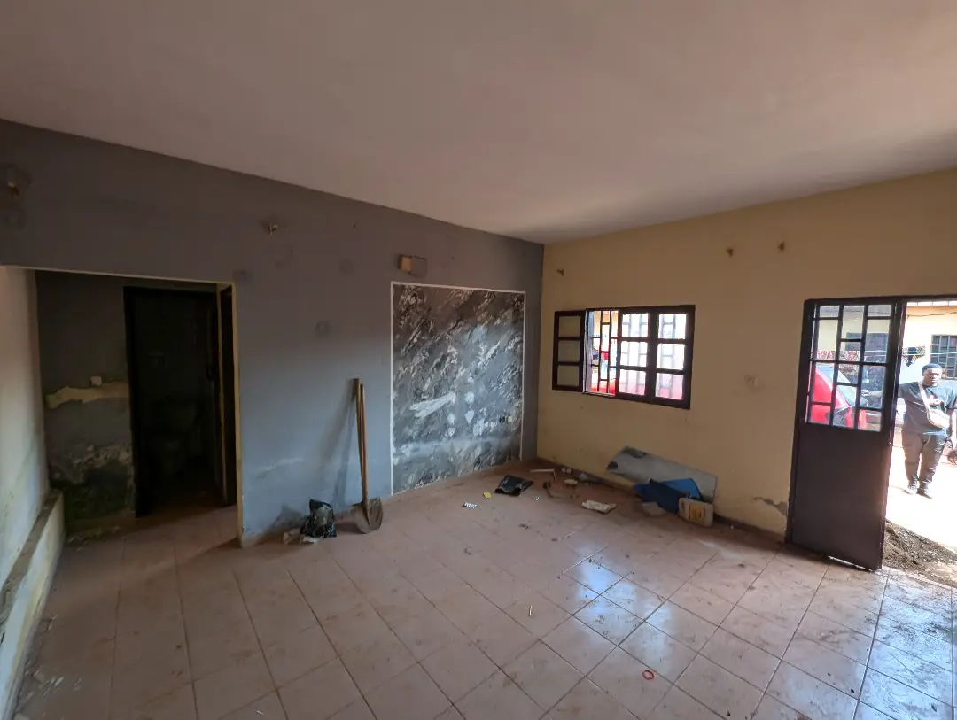 Appartement moderne à louer à Bafoussam Depot Petrolier - Image 4