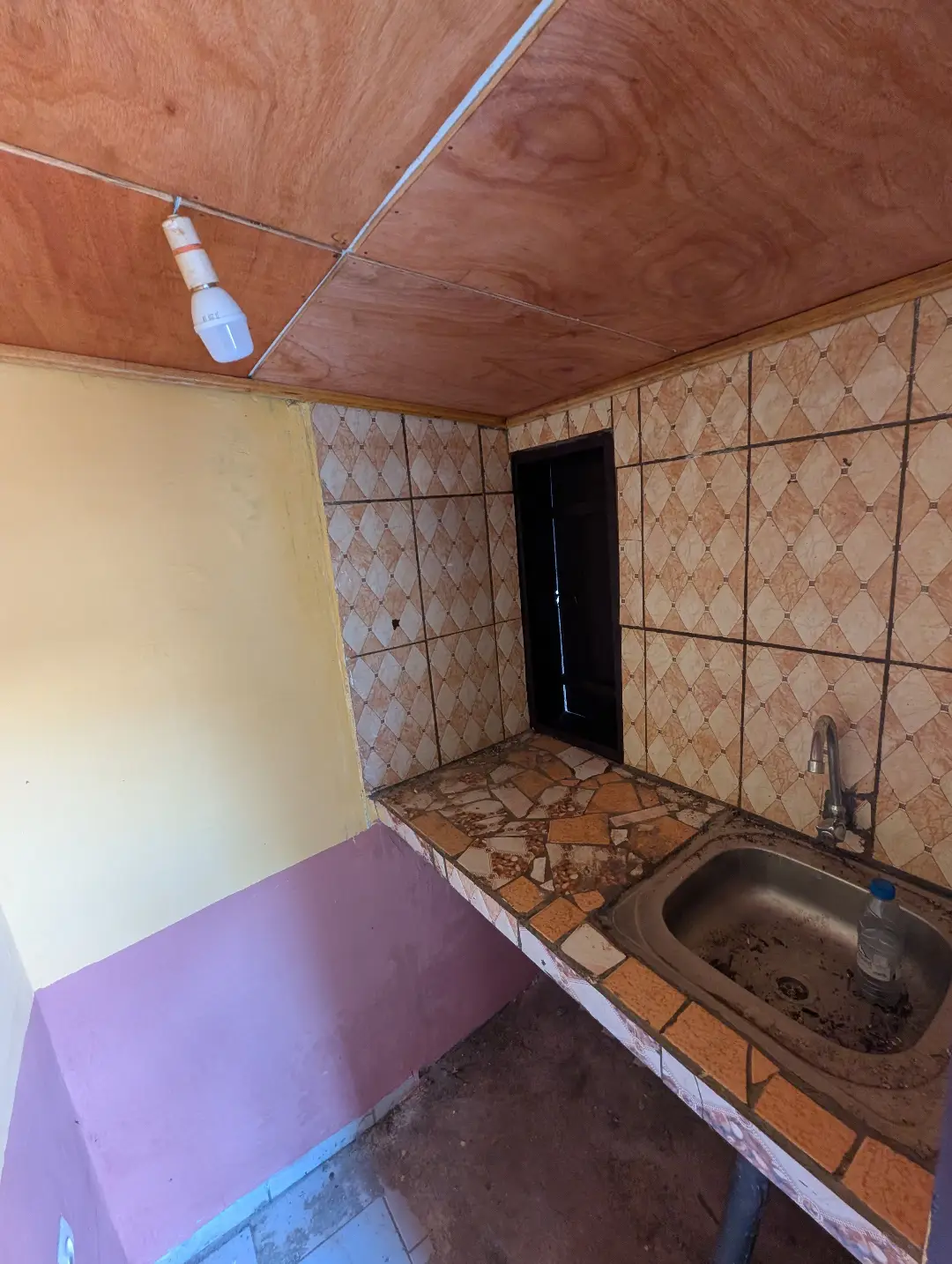 Chambre moderne à louer à Bafoussam Stade Municipal - Image 4