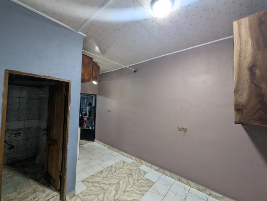 Chambre moderne à louer à Bafoussam Socada - Image 4