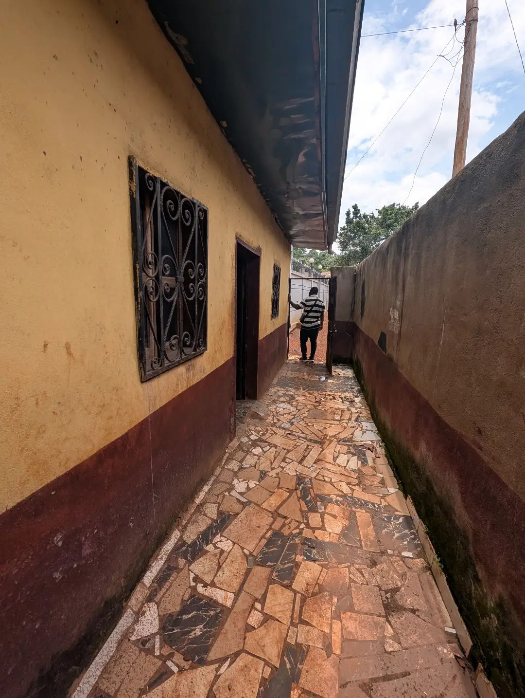 Studio  à louer à Bafoussam Houka - Image 4