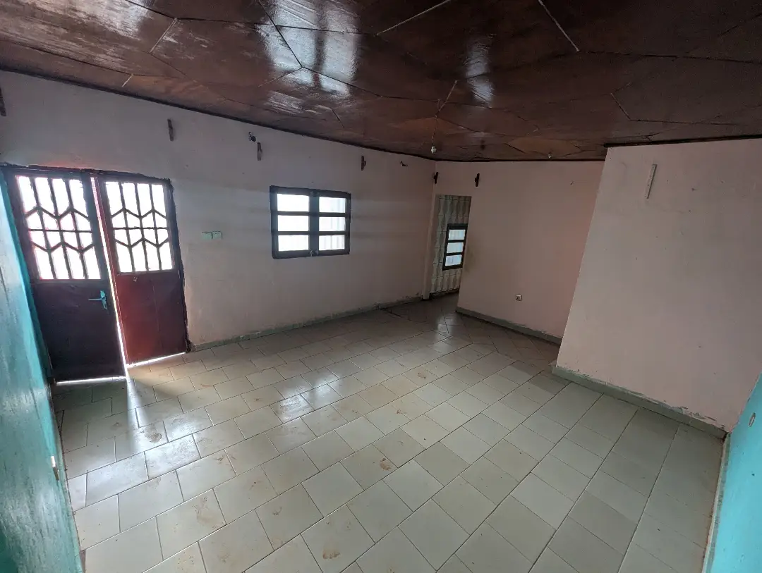 Appartement moderne à louer à Bafoussam Ndze - Image 4