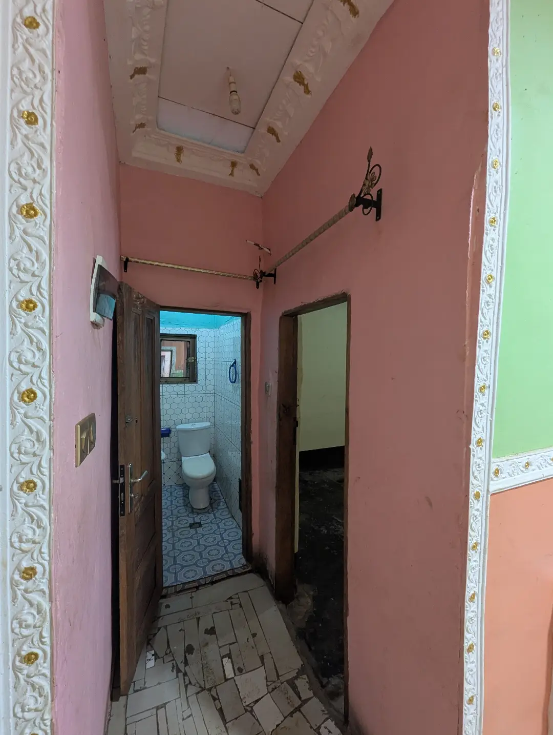 Studio moderne à louer à Bafoussam Derriere Tankou - Image 4