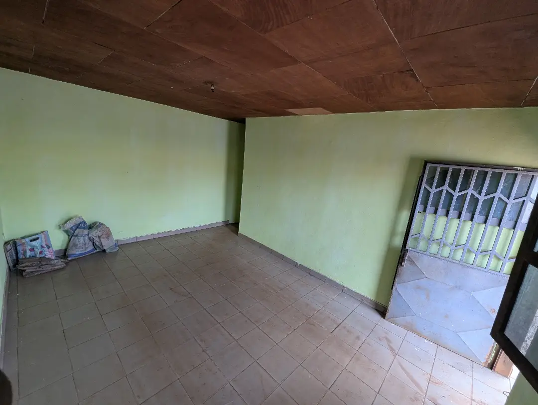 Appartement moderne à louer à Bafoussam Carrefour Inter - Image 4