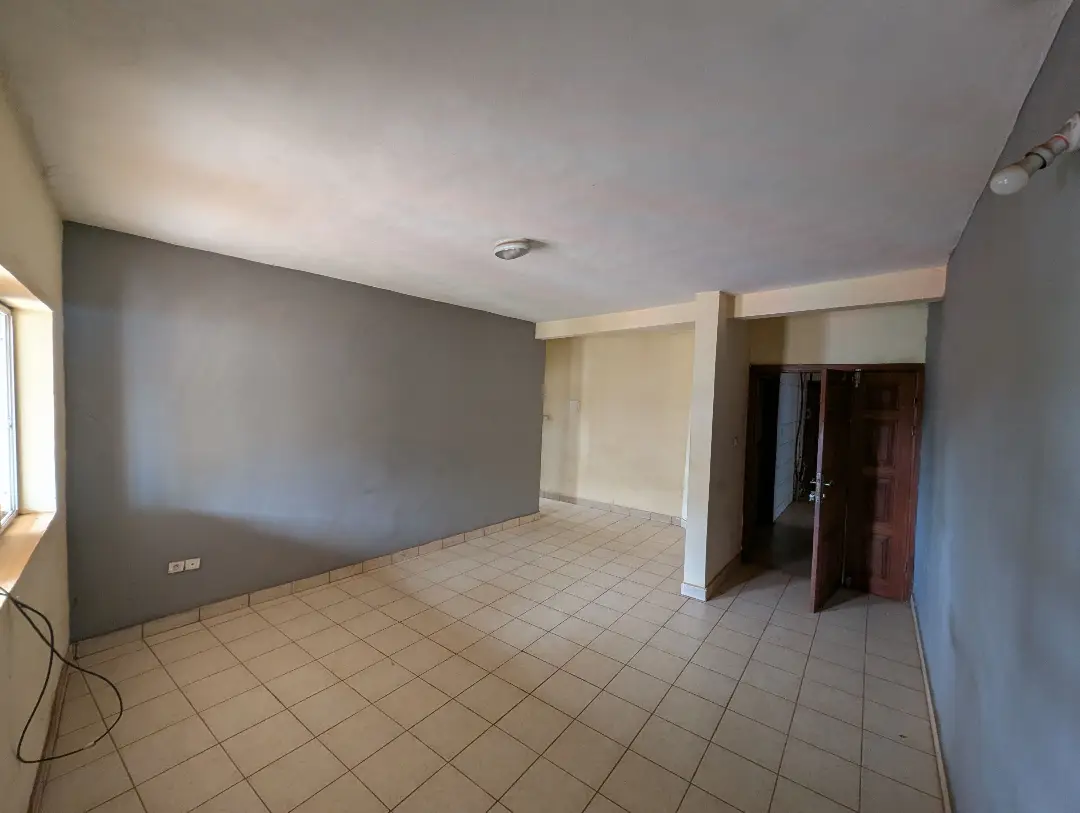Appartement moderne à louer à Bafoussam Entree Ecole Normale - Image 4