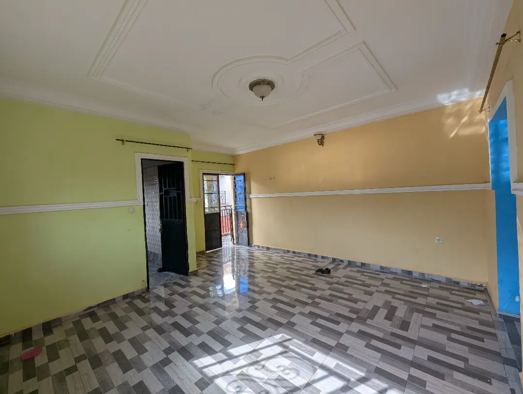 Appartement moderne à louer à Bafoussam Maeture - Image 4