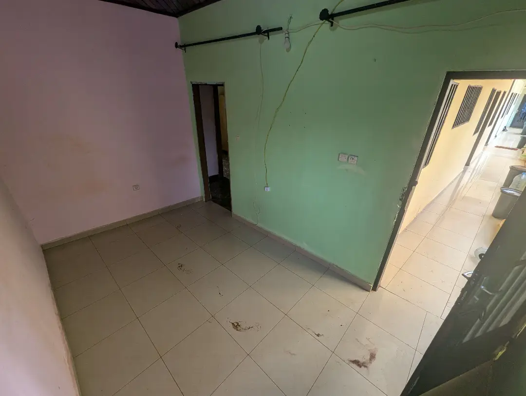 Appartement moderne à louer à Bafoussam Marie Rural Lepreserie - Image 4