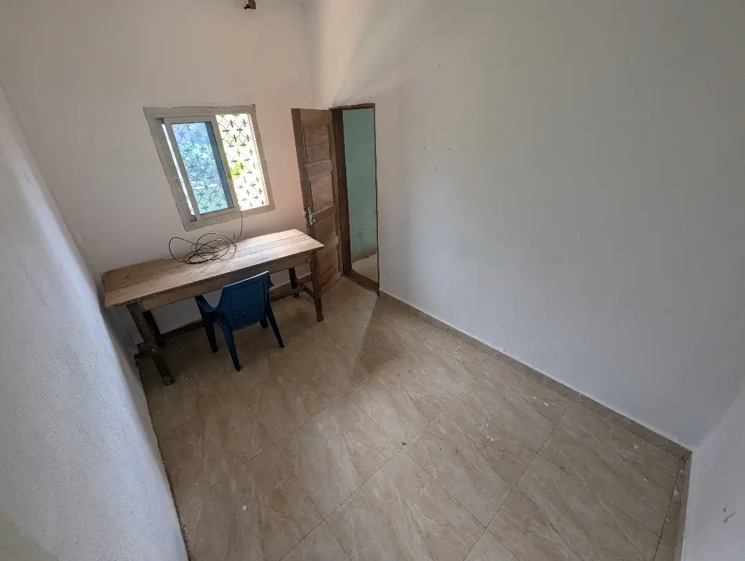 Chambre  à louer à Bafoussam Pharmacie Salvia - Image 4