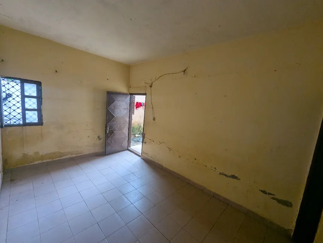Appartement moderne à louer à Bafoussam Ancien Depot Guinness - Image 4