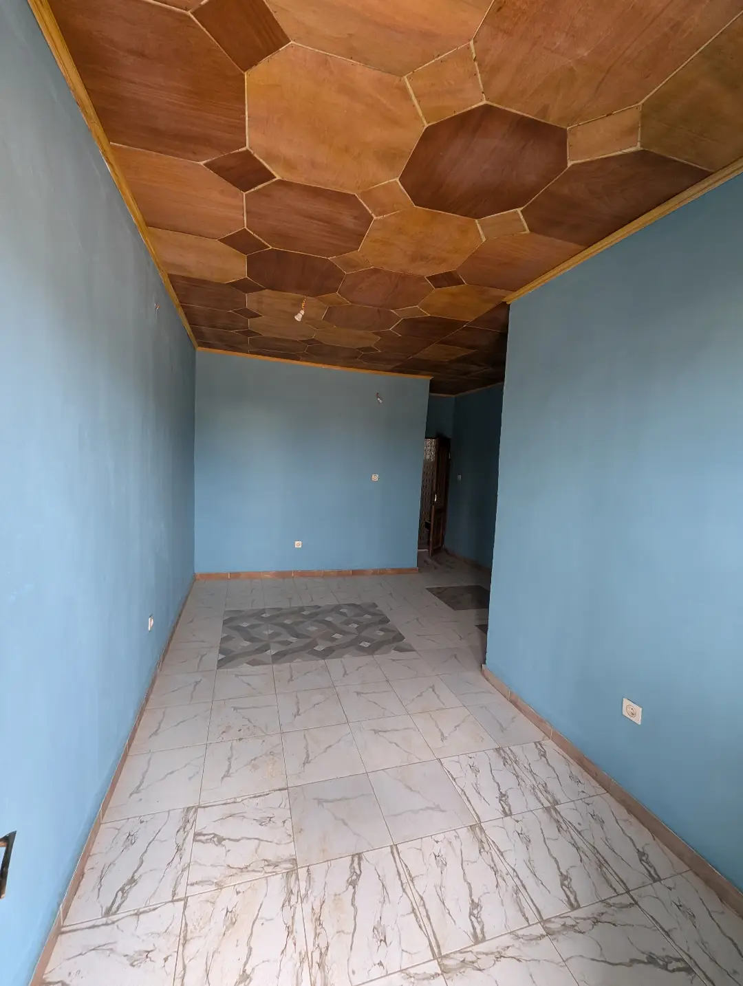 Studio moderne à louer à Bafoussam Tchitchap (ver La Maetur) - Image 4