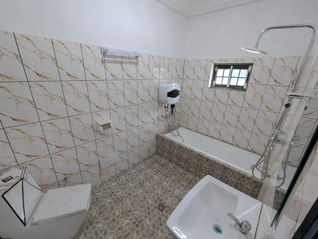 Villa moderne à vendre à Bafoussam Memboutchi - Image 48