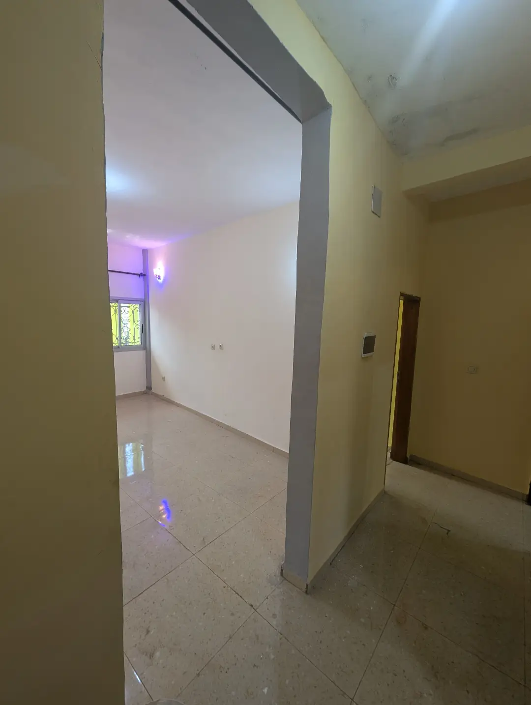 Appartement moderne à louer à Bafoussam Toket - Image 5