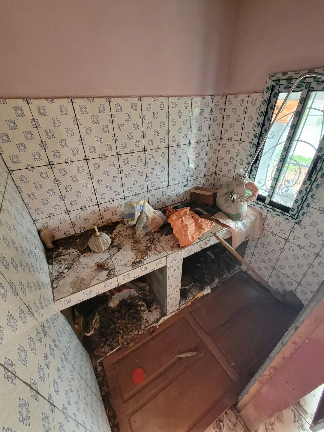 Studio moderne à louer à Bafoussam Toket - Image 5