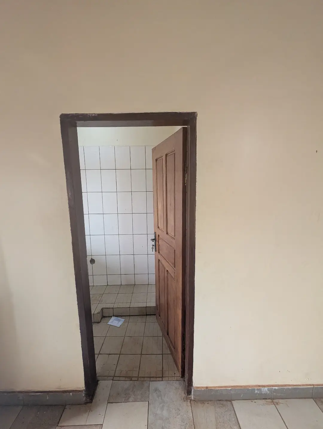 Appartement moderne à louer à Bafoussam Marche Bipmop - Image 5