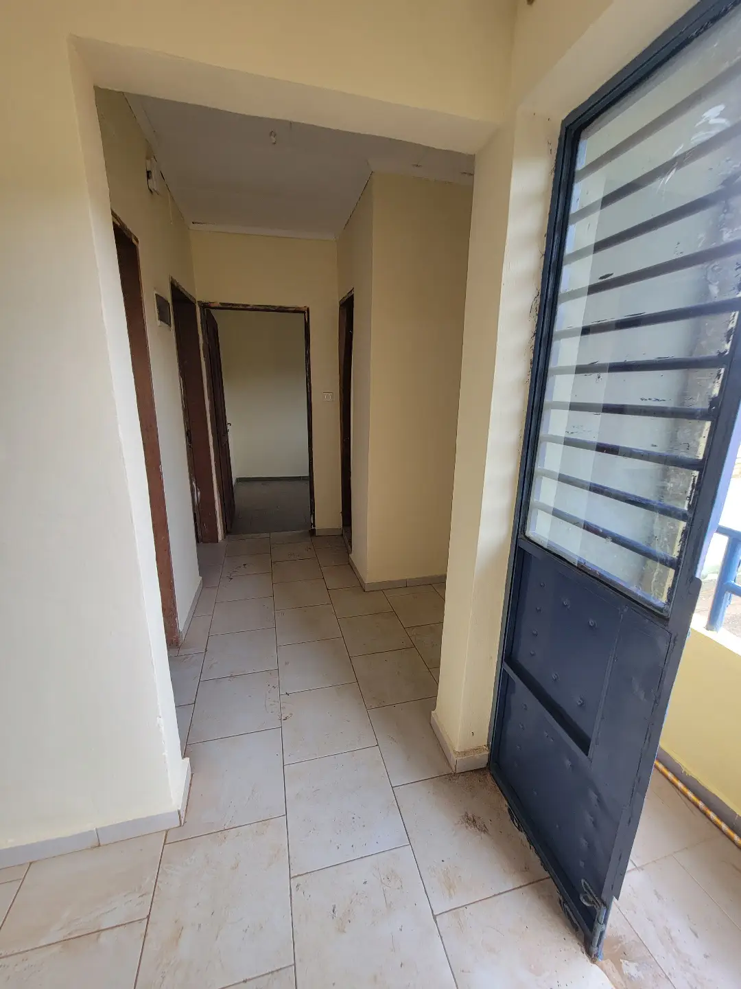 Appartement moderne à louer à Bafoussam Tamdja - Image 5