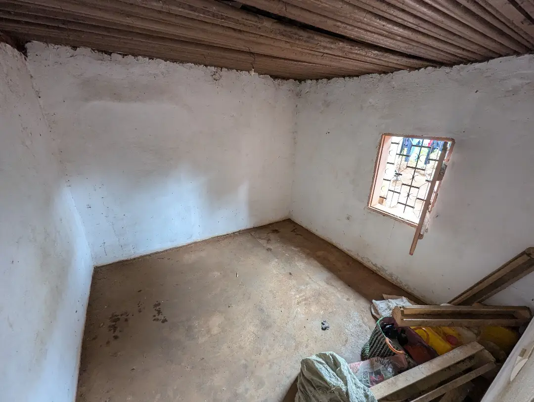 Studio moderne à louer à Bafoussam Fin Goudron Toket - Image 5