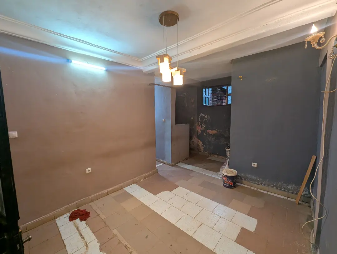 Studio moderne à louer à Bafoussam Socada - Image 5