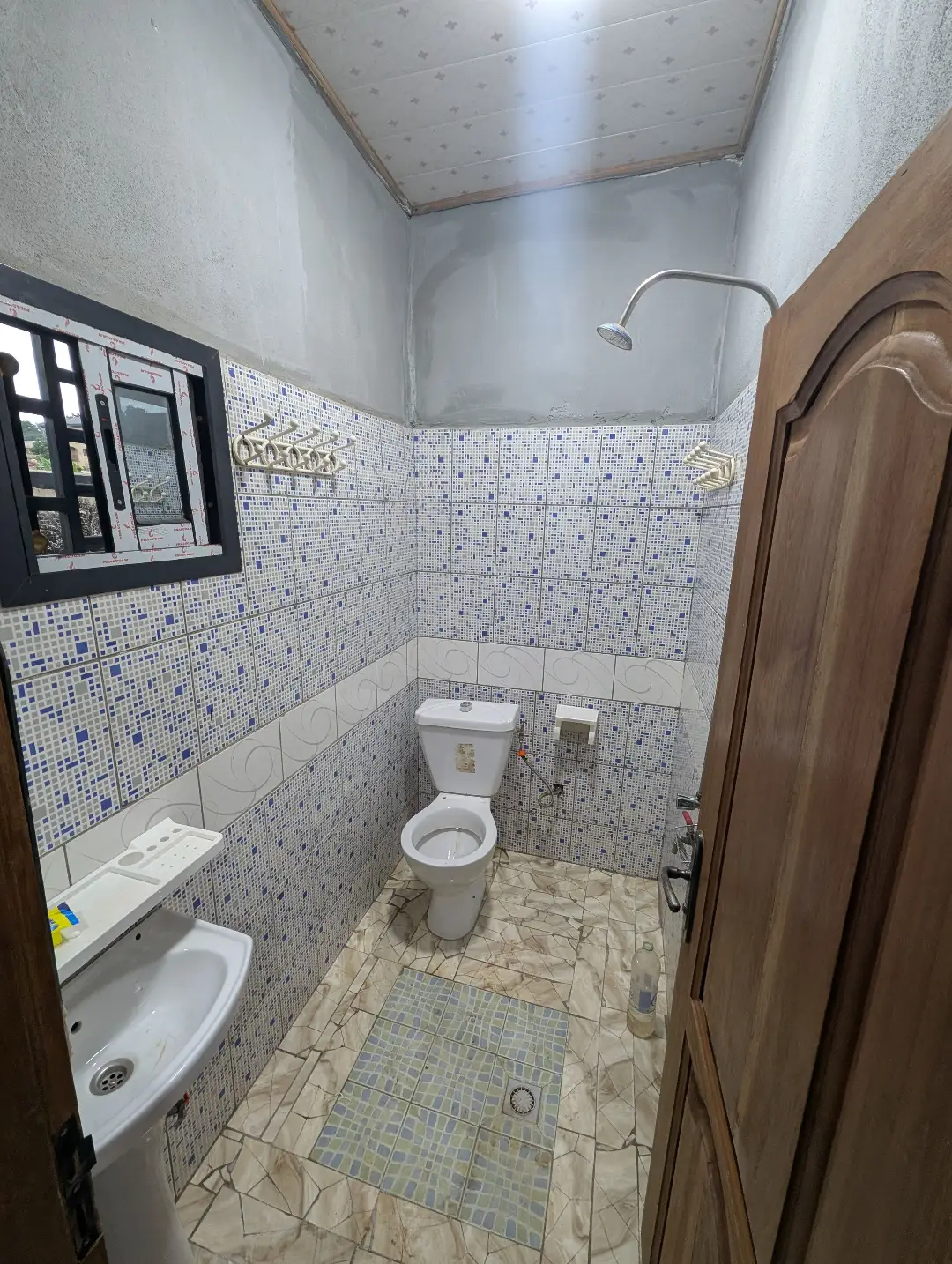 Chambre moderne à louer à Bafoussam Socada - Image 5