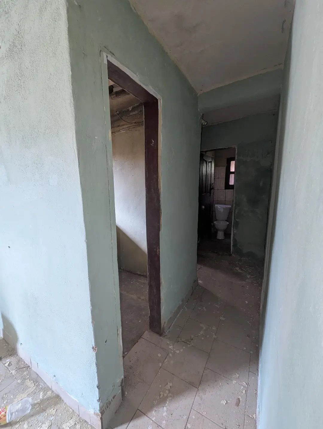 Studio moderne à louer à Bafoussam Entre Ecole Normale - Image 5