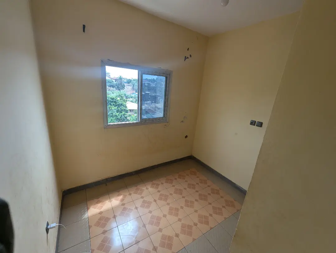 Appartement moderne à louer à Bafoussam Groupe 3 - Image 5