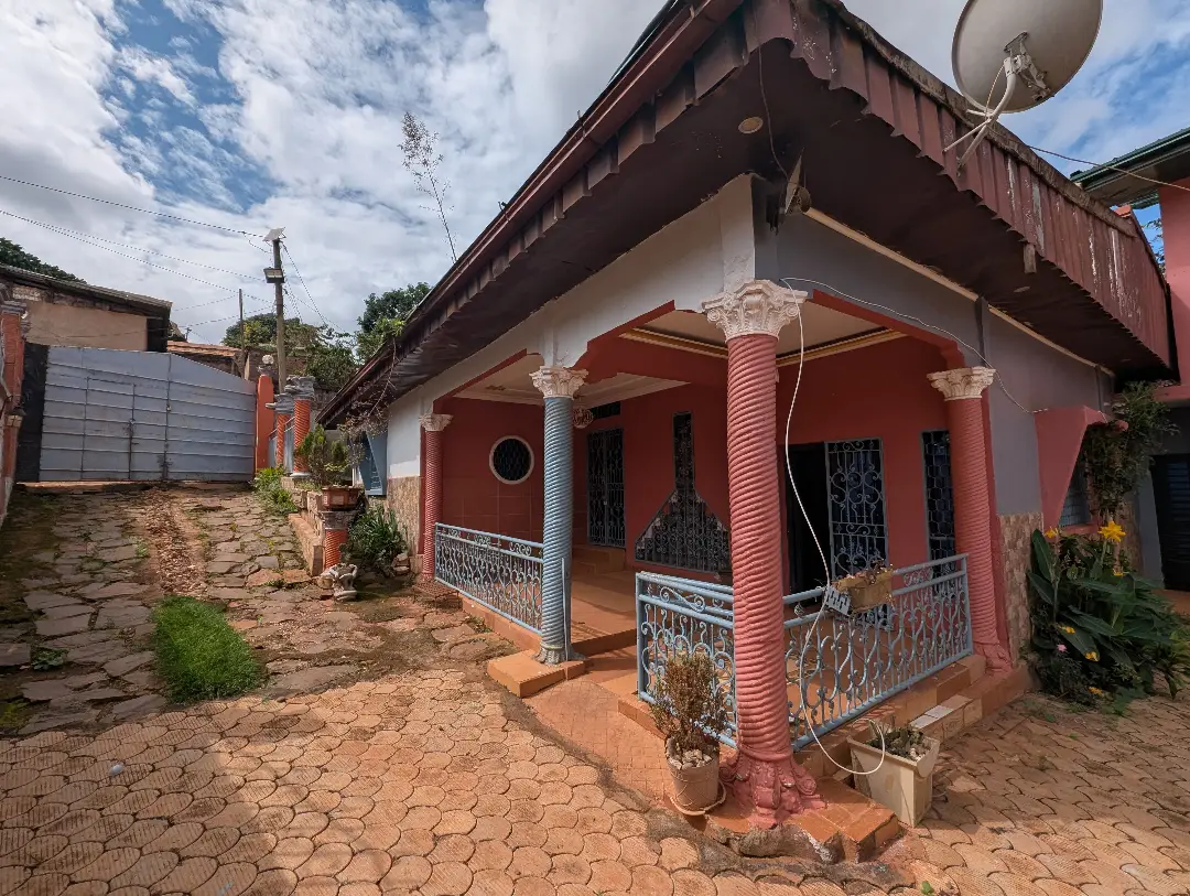 Appartement moderne à louer à Bafoussam Explosif - Image 5