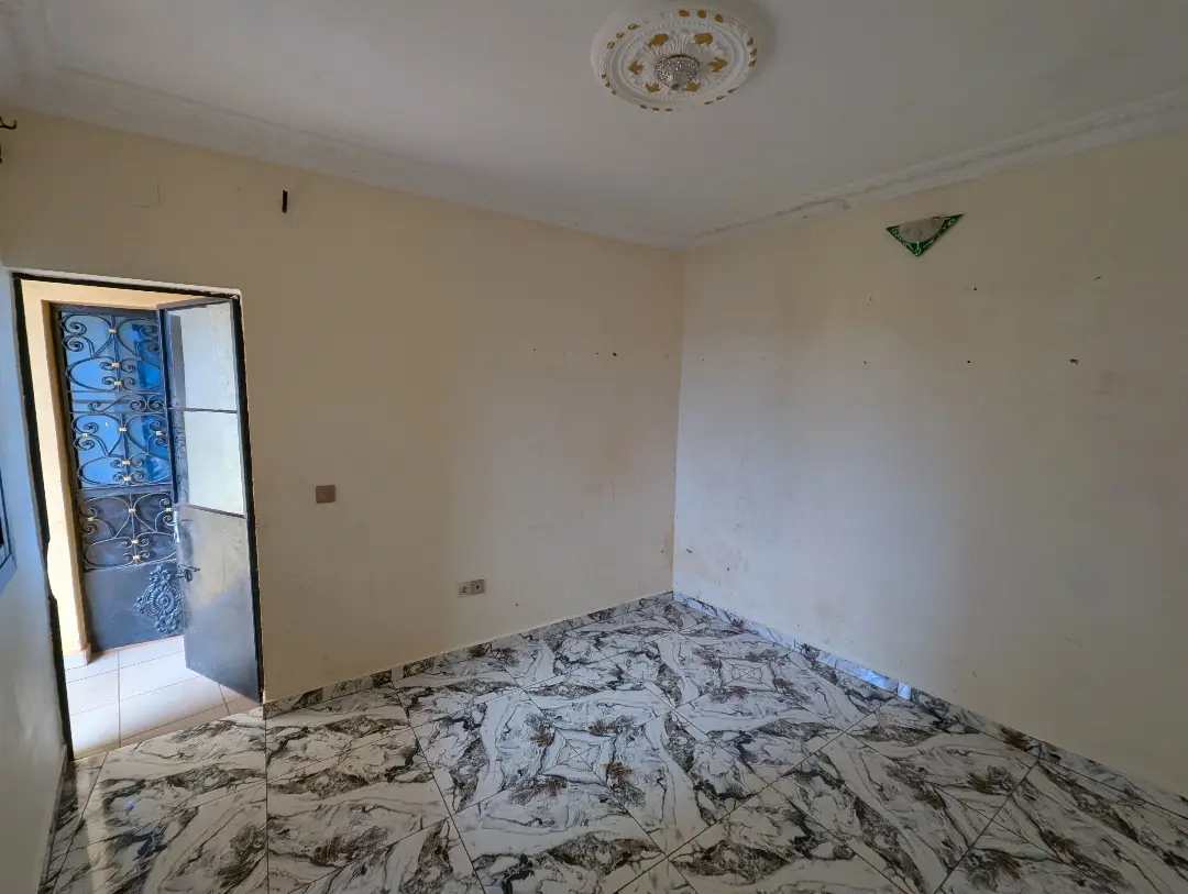 Chambre moderne à louer à Bafoussam Socada - Image 5