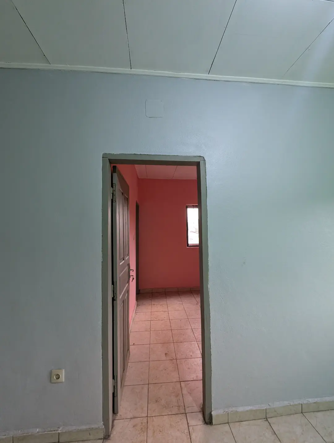 Studio moderne à louer à Bafoussam Touristique - Image 5