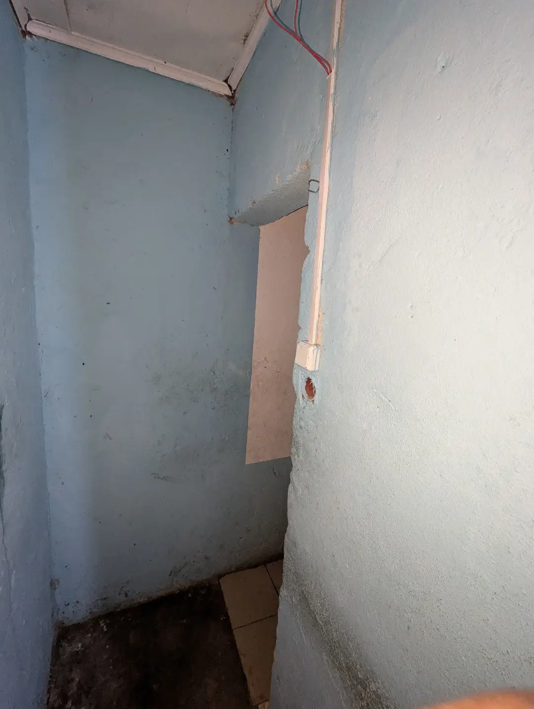 Chambre moderne à louer à Bafoussam Tamdja - Image 5