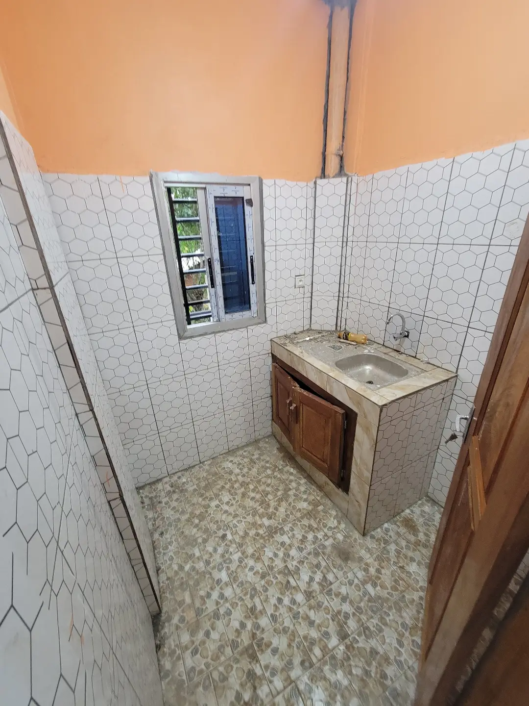 Studio moderne à louer à Bafoussam Nze - Image 6