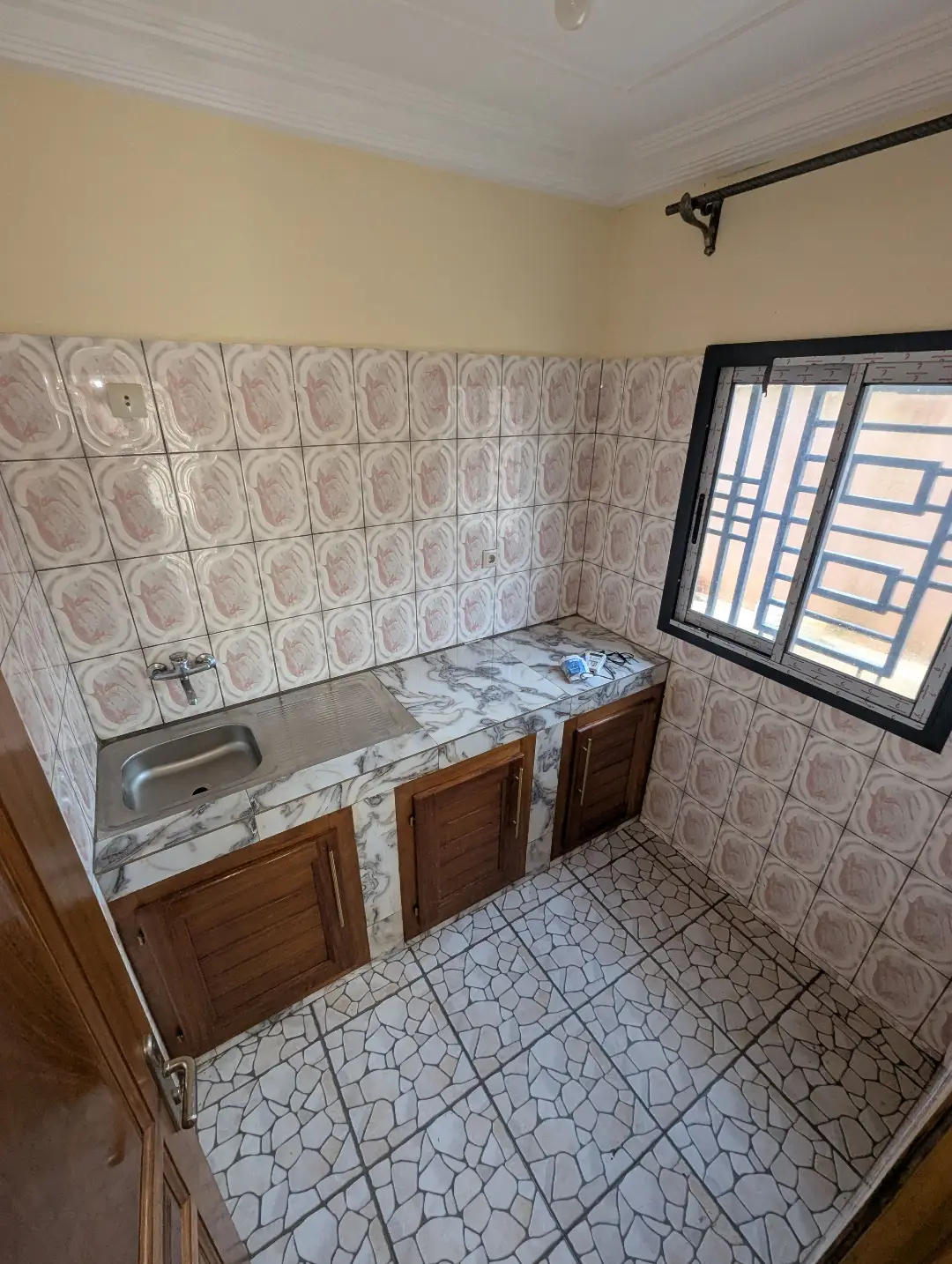 Appartement moderne à louer à Bafoussam Derriere L'hopital Regional - Image 6