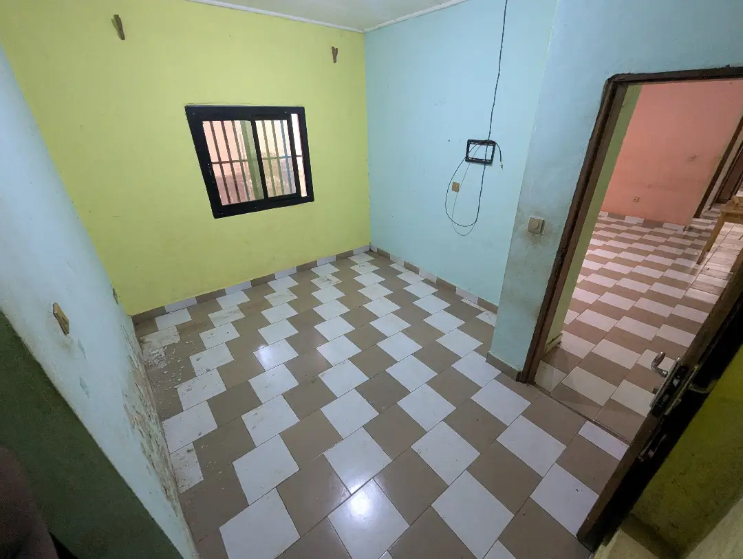 Appartement moderne à louer à Bafoussam Maetur - Image 6