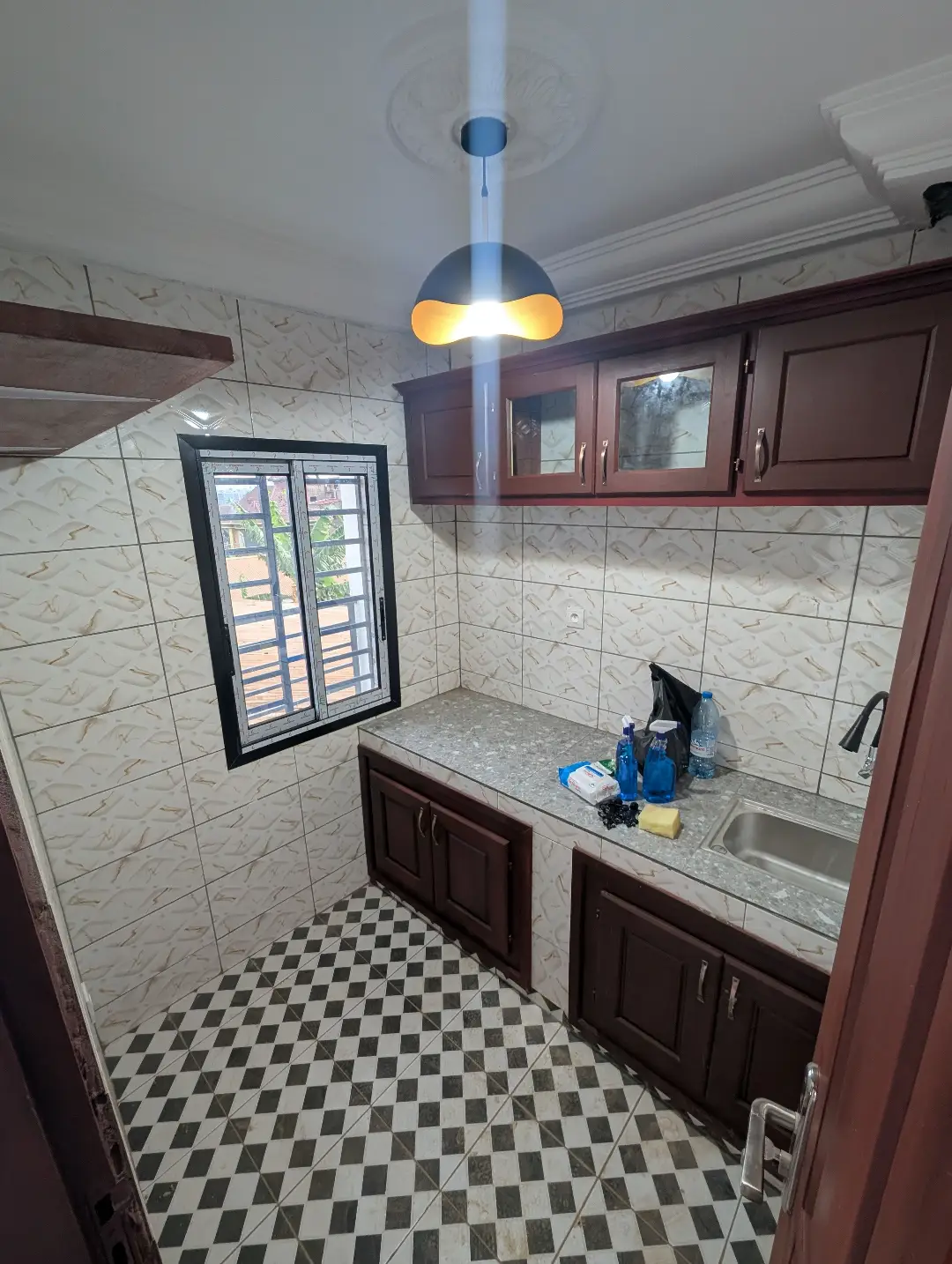 Studio moderne à louer à Bafoussam Mairie Rural - Image 6