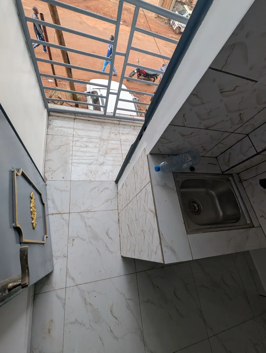 Chambre moderne à louer à Bafoussam Mairie Rural - Image 6