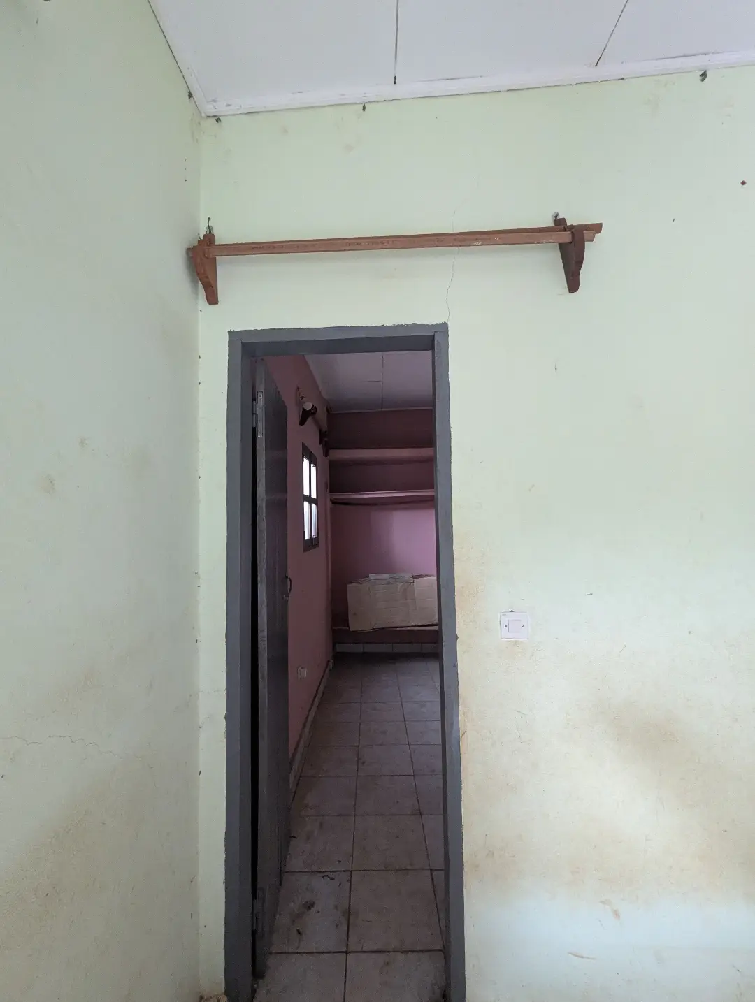 Studio moderne à louer à Bafoussam Pharmacie Salvia - Image 6