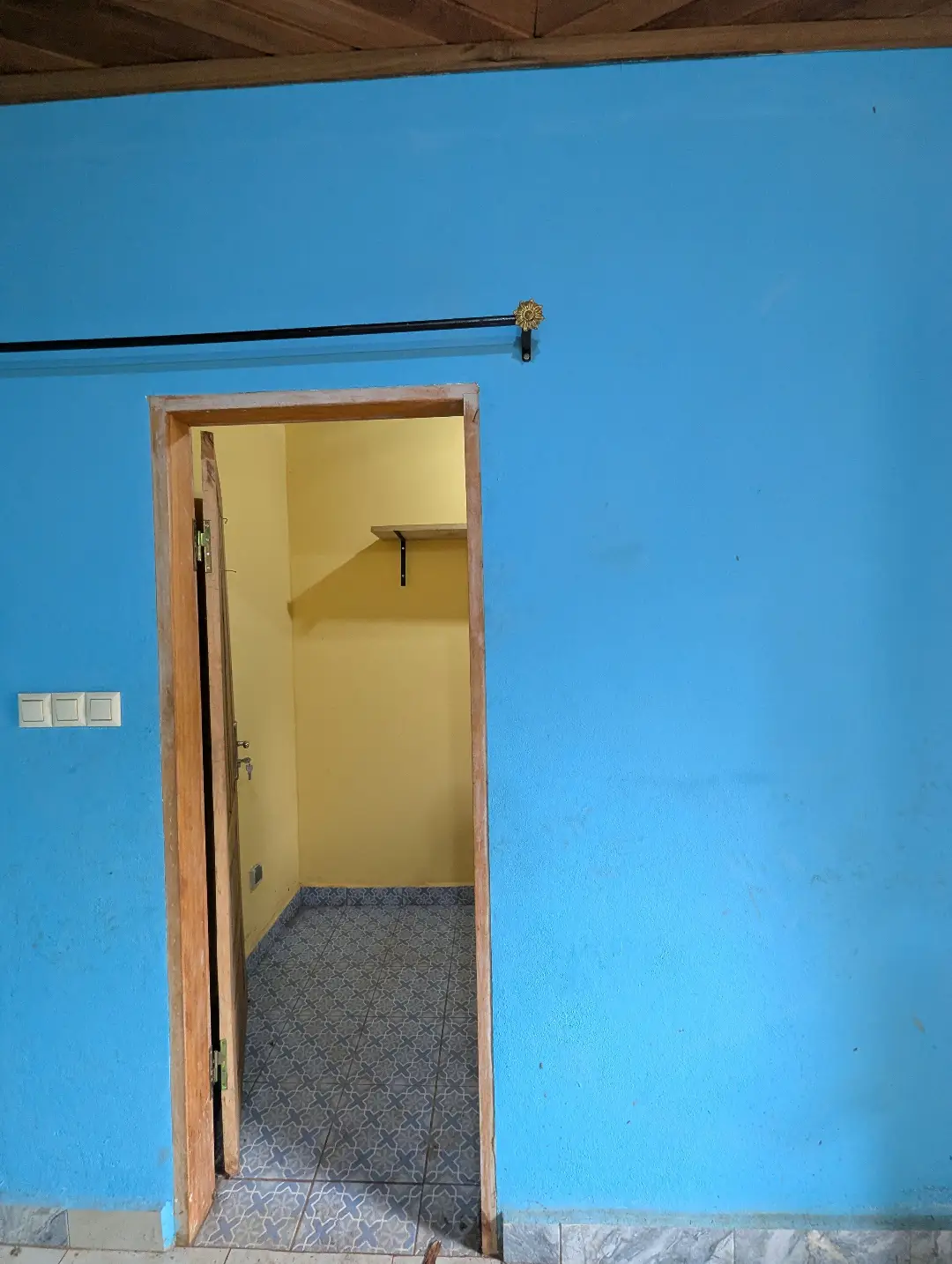 Studio moderne à louer à Bafoussam Depot Guinness - Image 6