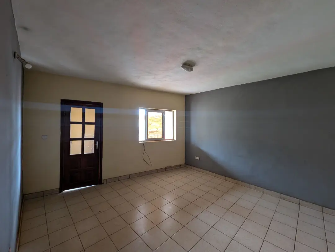Appartement moderne à louer à Bafoussam Entree Ecole Normale - Image 6