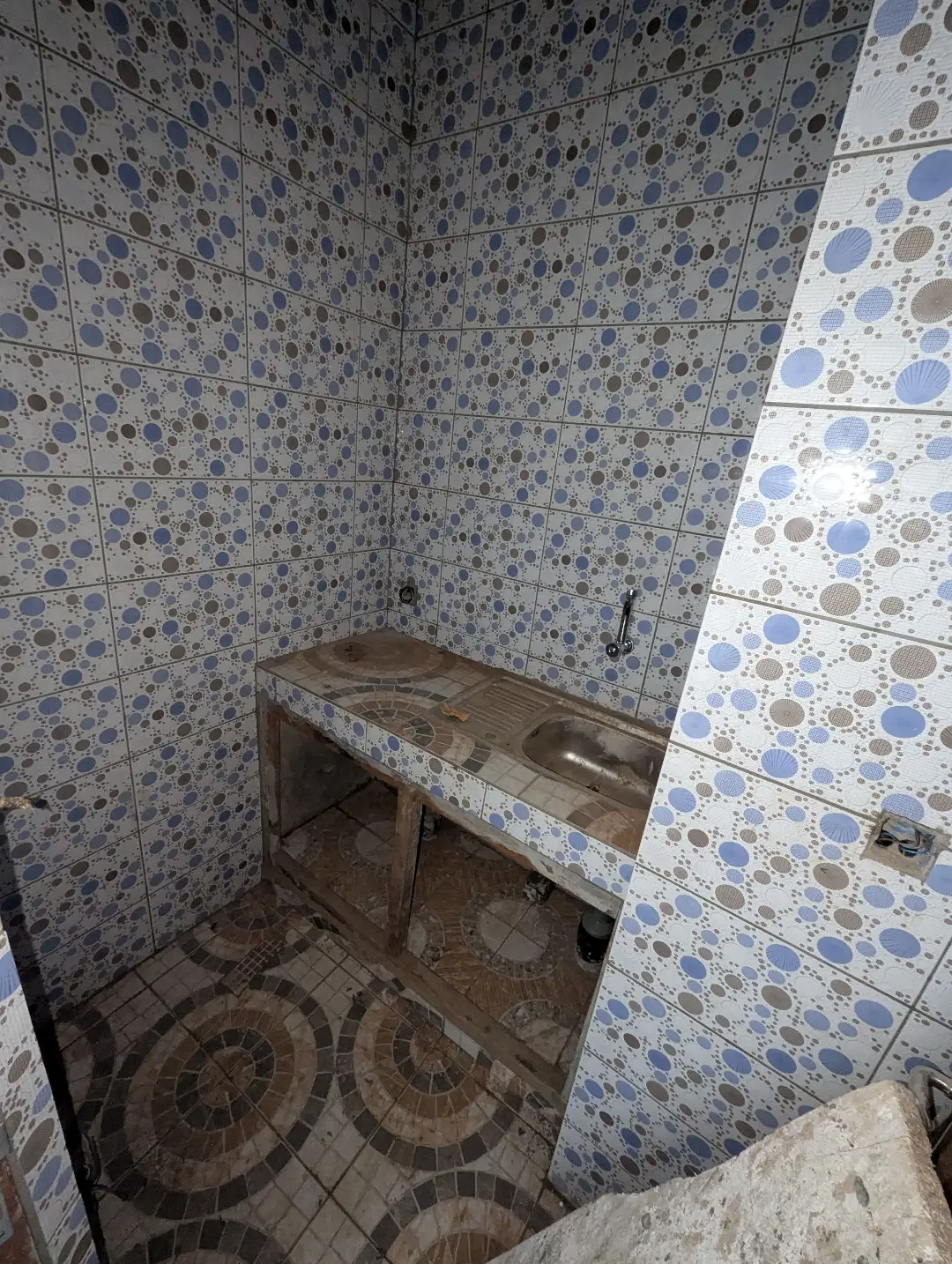 Studio moderne à louer à Bafoussam Kouongouo - Image 6