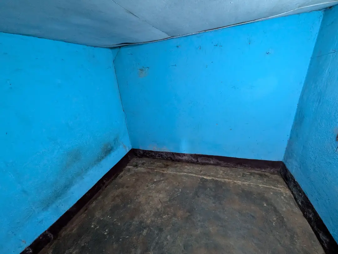 Studio moderne à louer à Bafoussam Explosif - Image 7