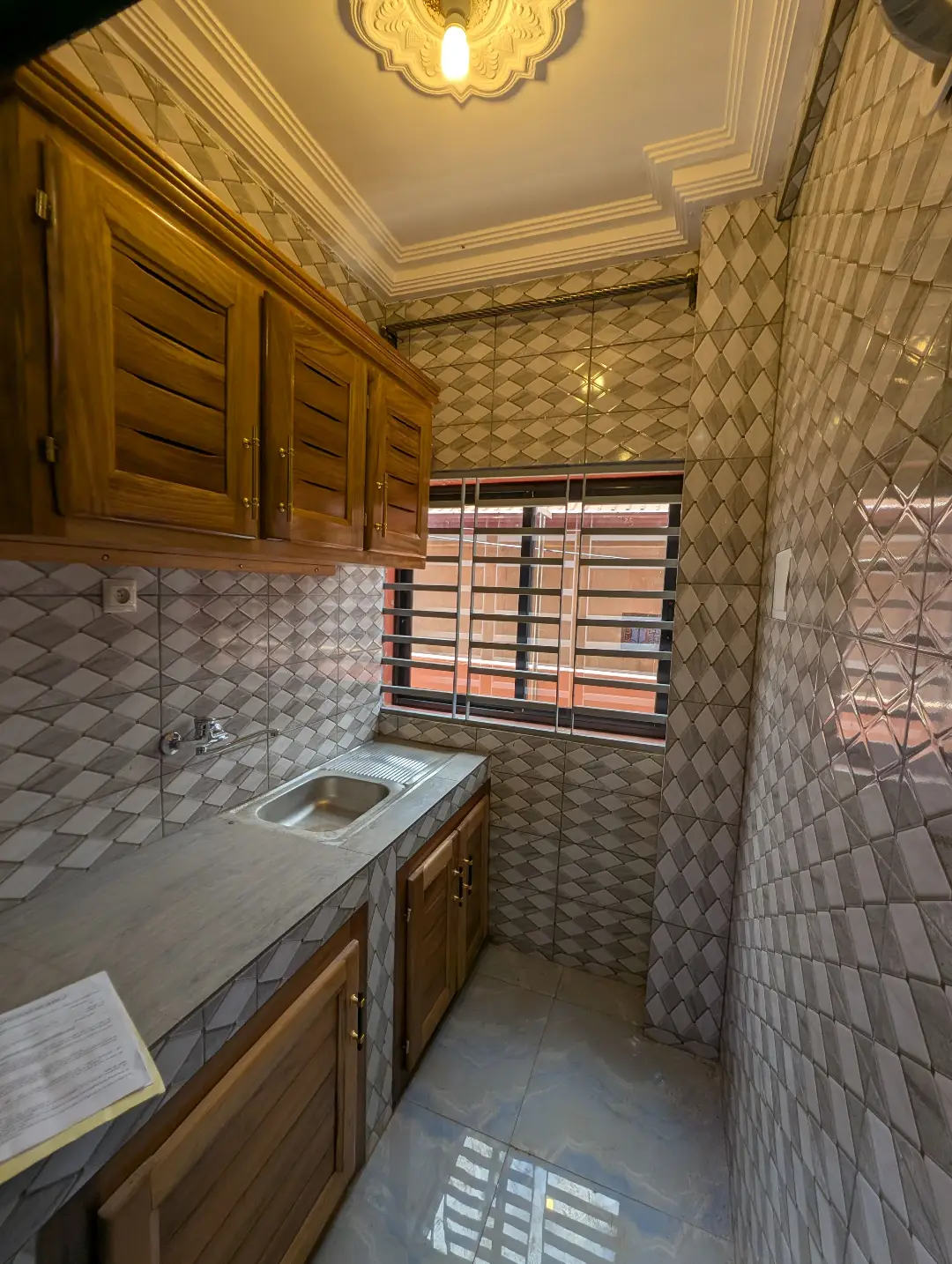 Chambre moderne à louer à Bafoussam 2eme Carrefour Eveche - Image 7