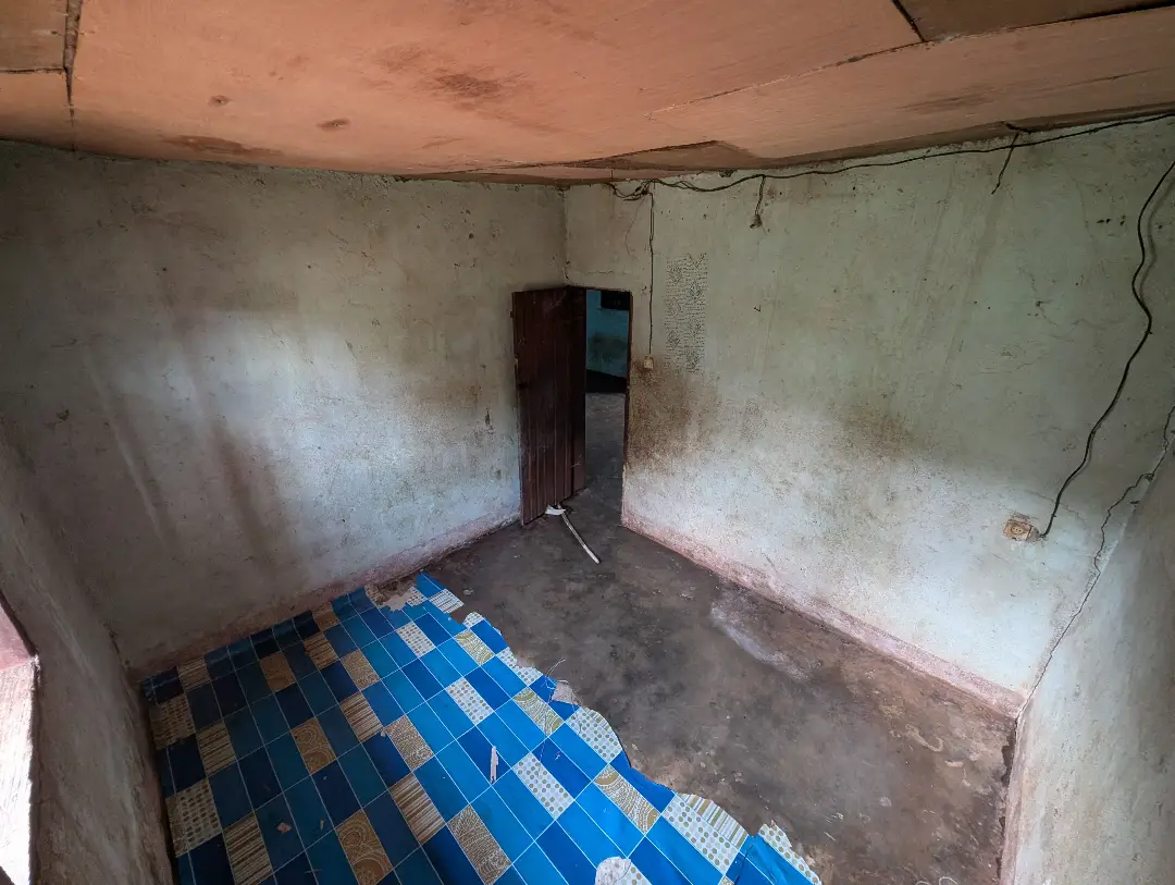 Studio  à louer à Bafoussam Toungang - Image 7