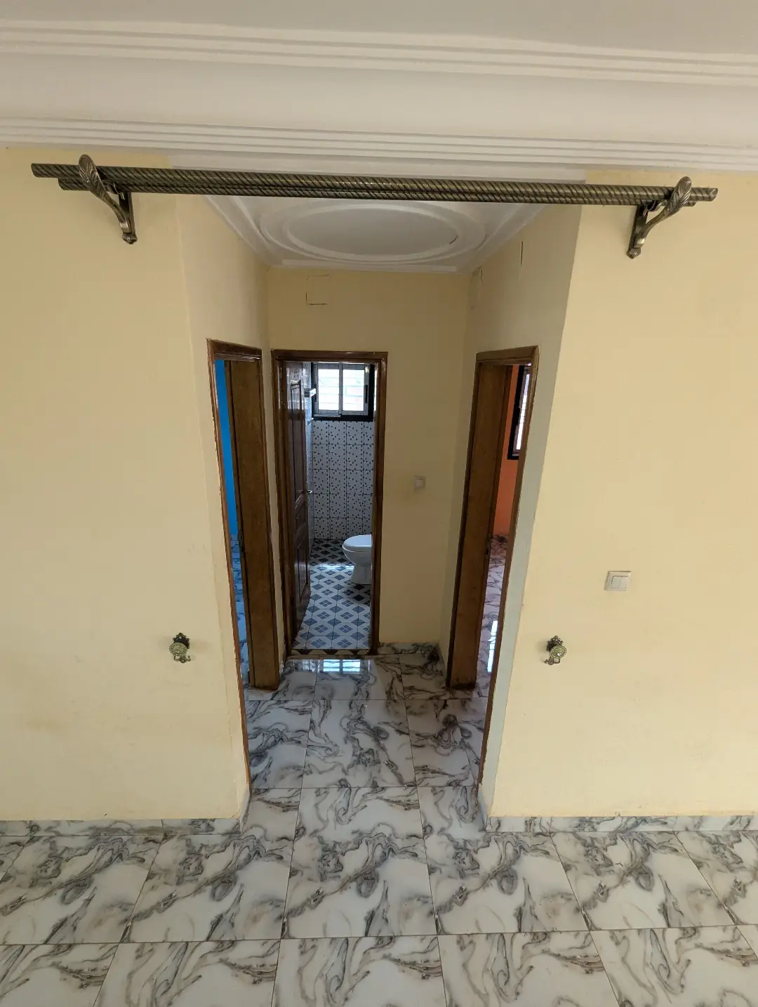 Appartement moderne à louer à Bafoussam Derriere L'hopital Regional - Image 7