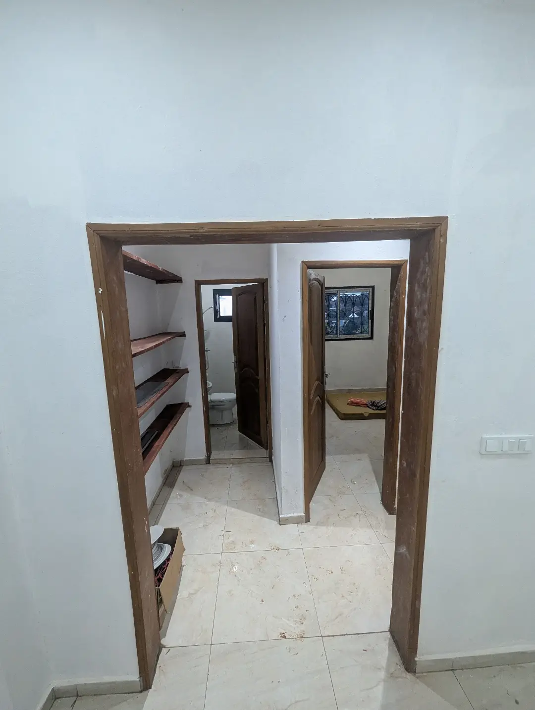 Appartement moderne à louer à Bafoussam A Proximite Du Carrefour Explosif - Image 7