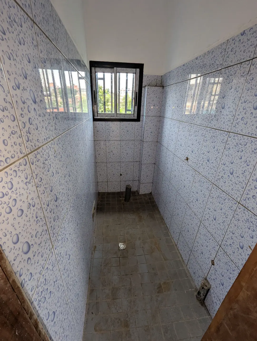 Studio moderne à louer à Bafoussam Entre Domicile Tankou - Image 7