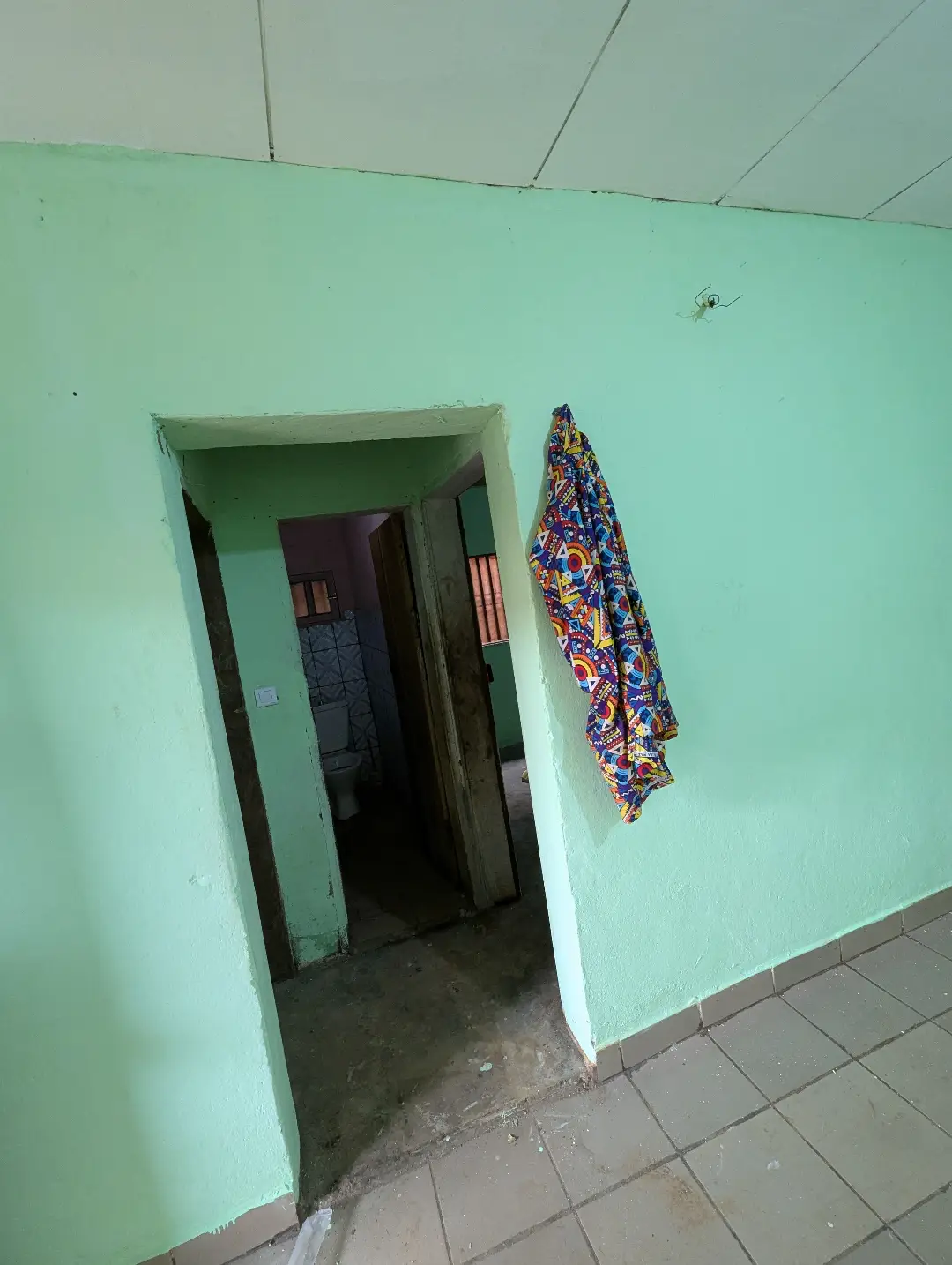 Appartement moderne à louer à Bafoussam Carrefour Canne Tankou - Image 7